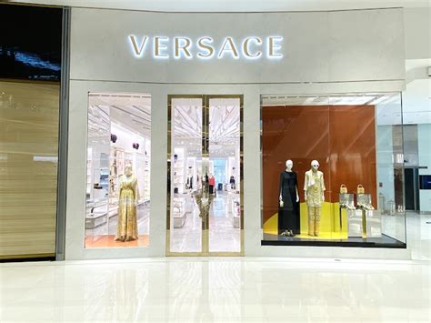 versace downtown dubai photos